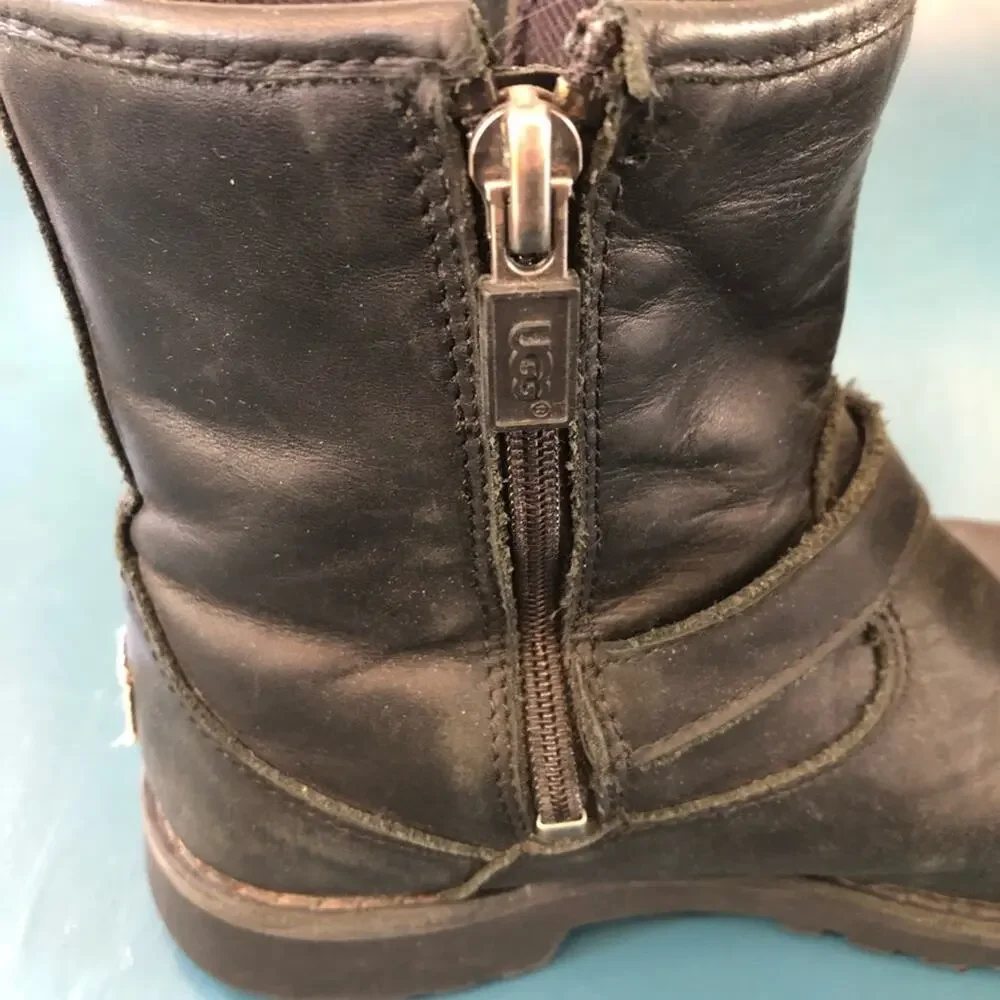 Ugg Kids Harwell Leather Boots Zip Closure Distressed Broken In Size 1 Unisex